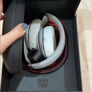 Beats By Dre Wired Over Ear Headphones